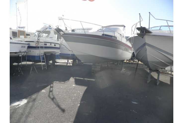bateau FOUR WINNS VISTA 235 occasion Herault - Languedoc-Roussillon   17 500 �