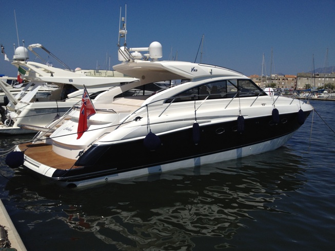 Princess V53 hard top